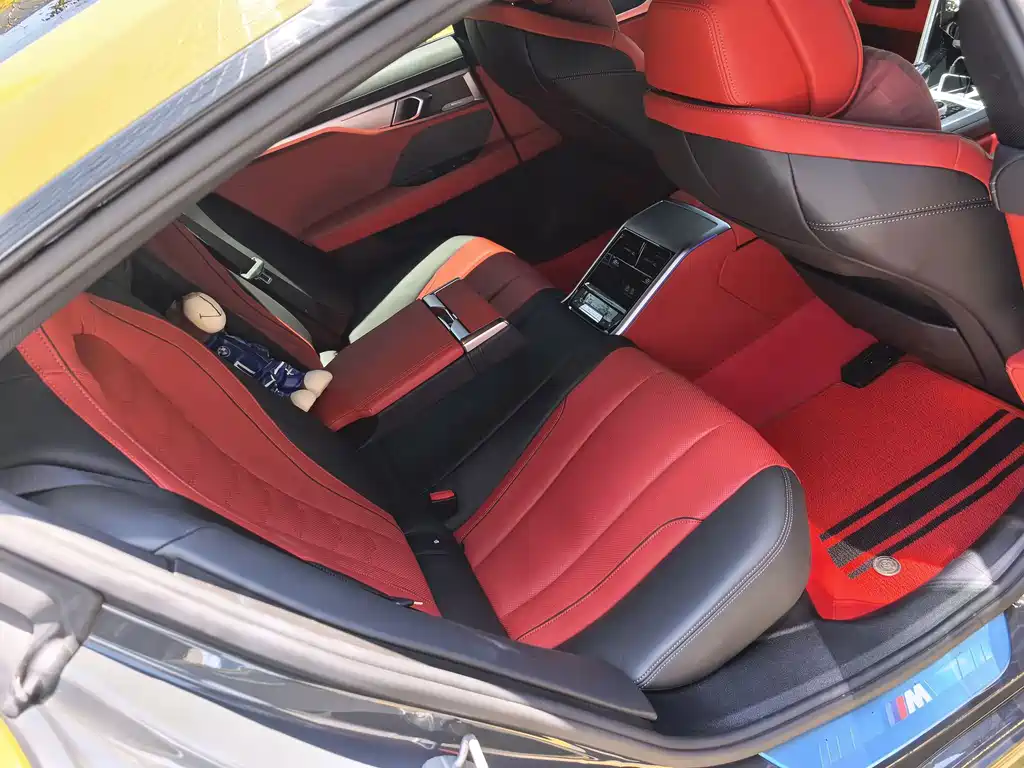BMW 8 Series — миниатюра 9