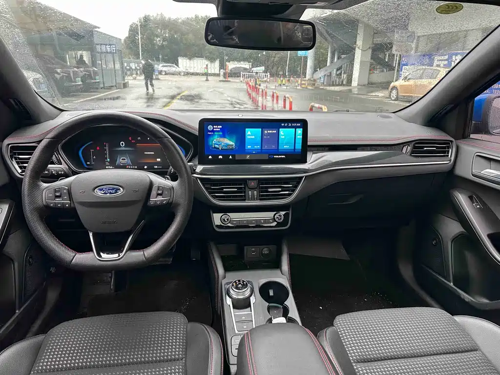 Ford Focus — миниатюра 8