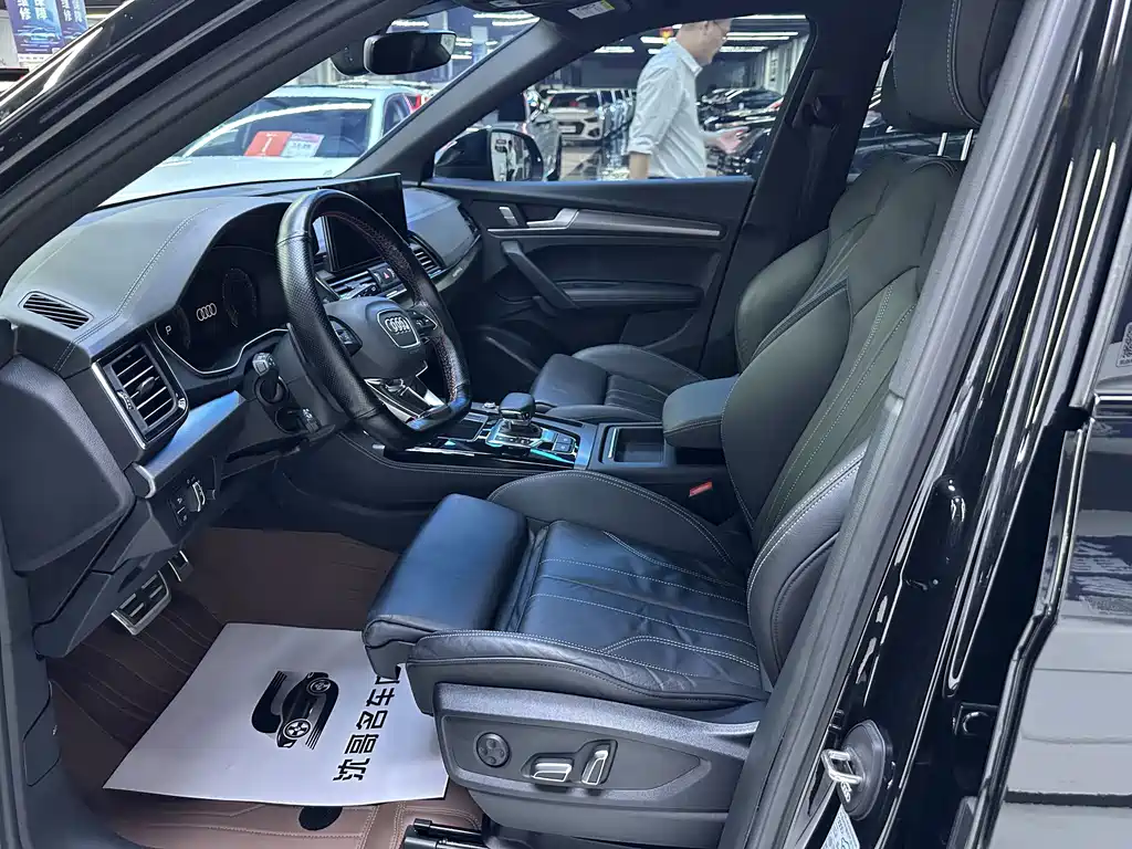 Audi Q5L — миниатюра 4
