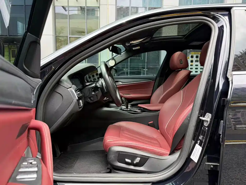 BMW 5 Series — миниатюра 5