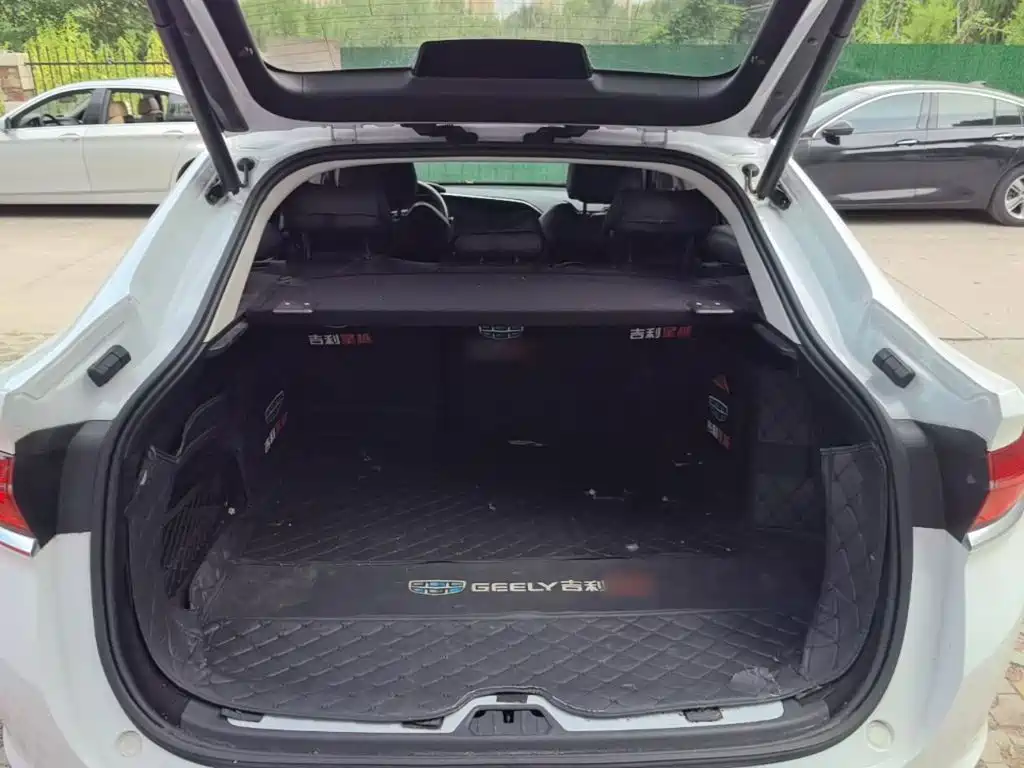 Geely Xingyue — миниатюра 19