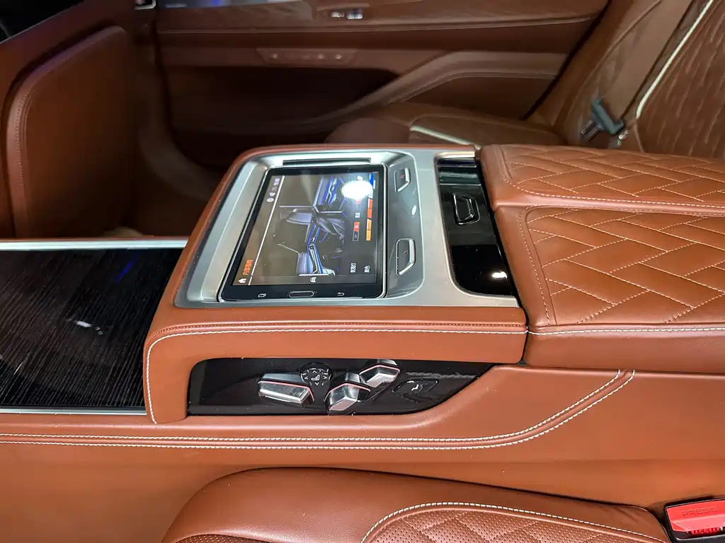 BMW 7 Series Facelift M760Li xDrive V12 Sport Package, фото 16