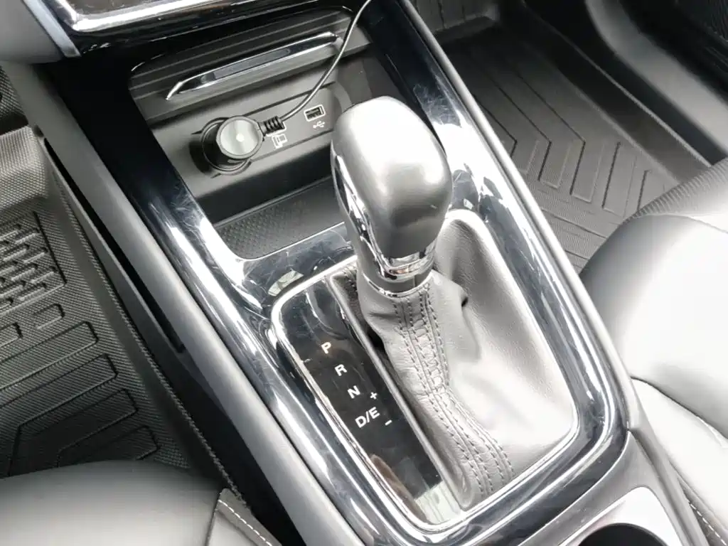 Roewe i5 — миниатюра 14