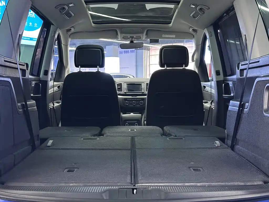 Volkswagen Sharan — миниатюра 28