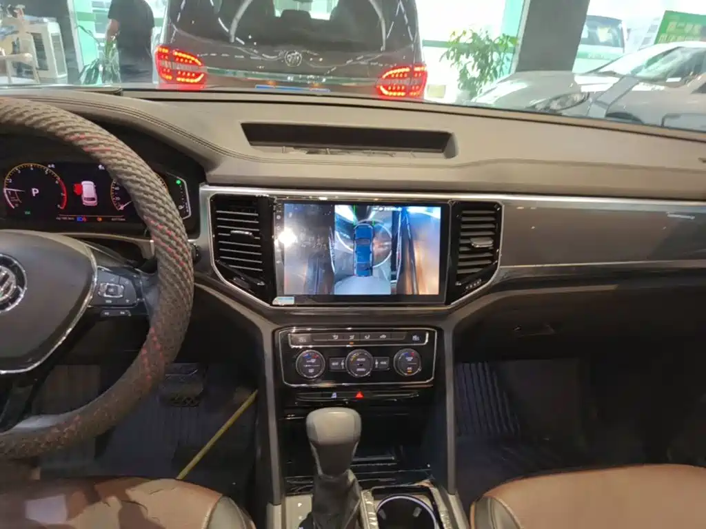 Volkswagen Teramont — миниатюра 13