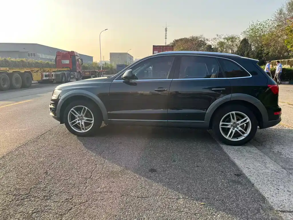 Audi Q5 — миниатюра 10