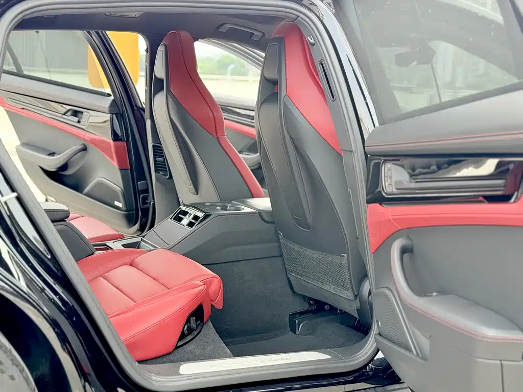 Porsche Panamera — миниатюра 8