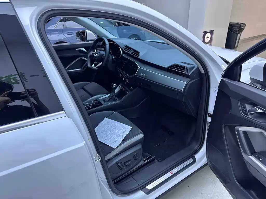Audi Q3 — миниатюра 14