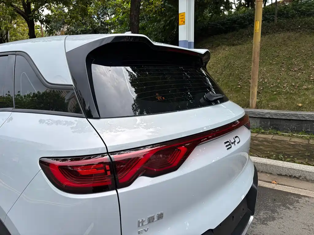 BYD Yuan UP — миниатюра 31