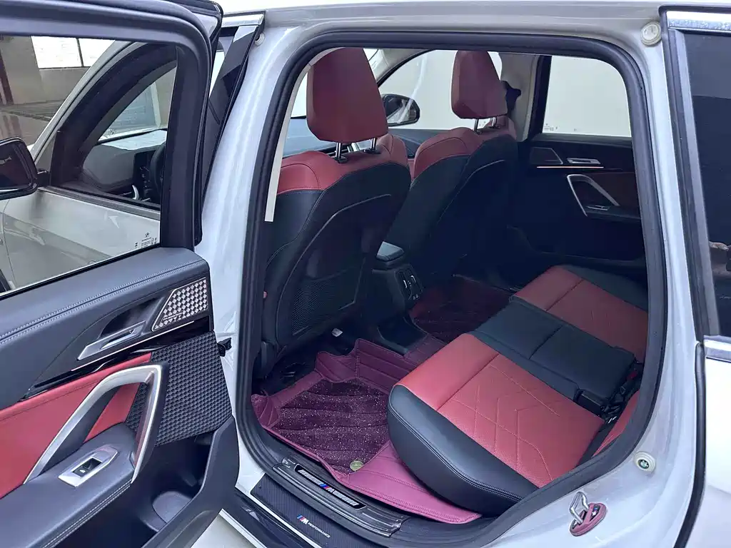 BMW X1 — миниатюра 10