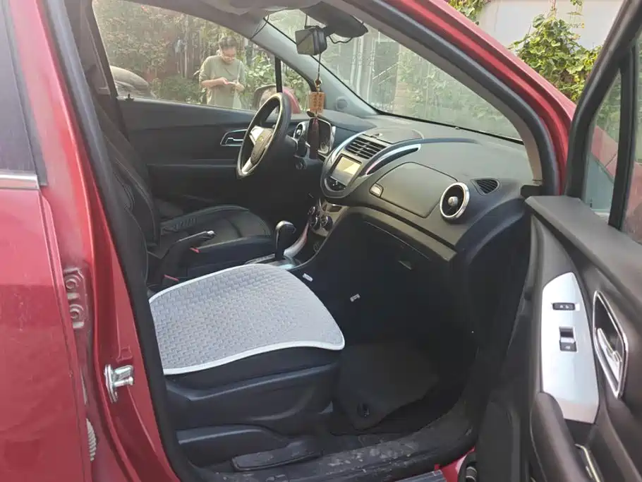 Chevrolet Trax — миниатюра 8