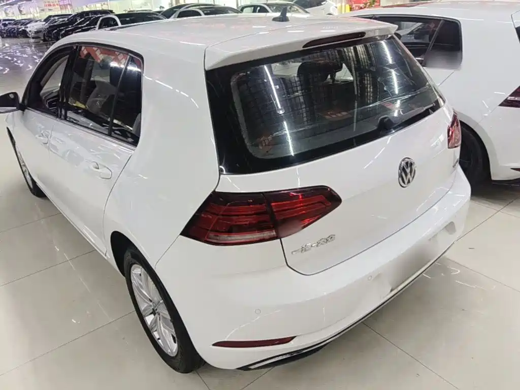 Volkswagen Golf — миниатюра 5