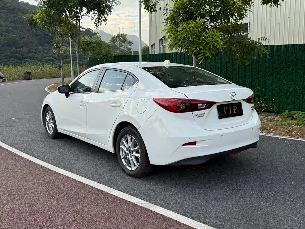 MAZDA 3 ANGKESAILA