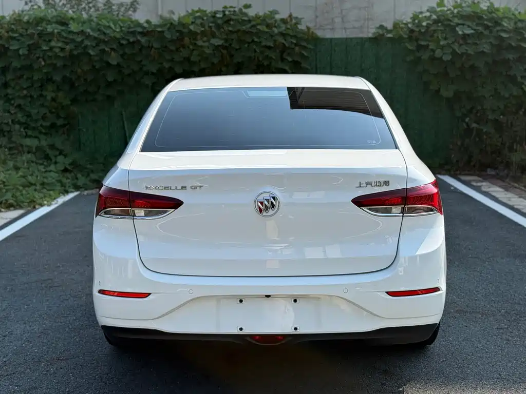 Buick Excelle — миниатюра 8