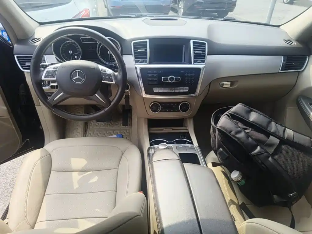 Mercedes-Benz M-Class — миниатюра 10