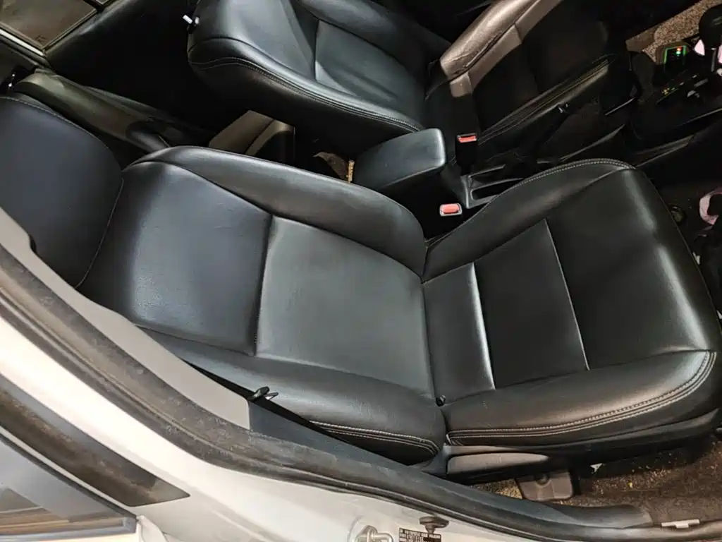 Toyota Yaris L — миниатюра 25