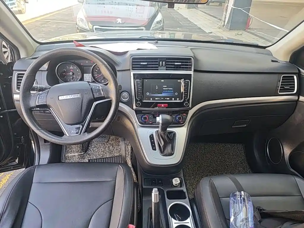 Haval M6 — миниатюра 10