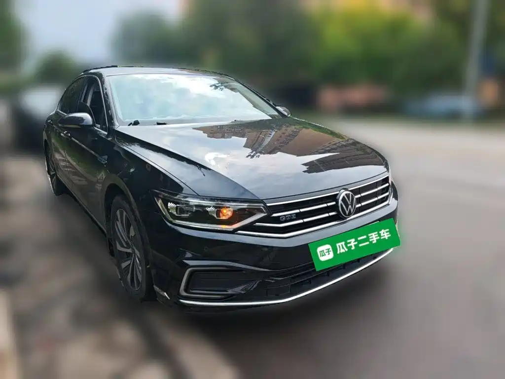 Volkswagen Magotan PHEV — миниатюра 3