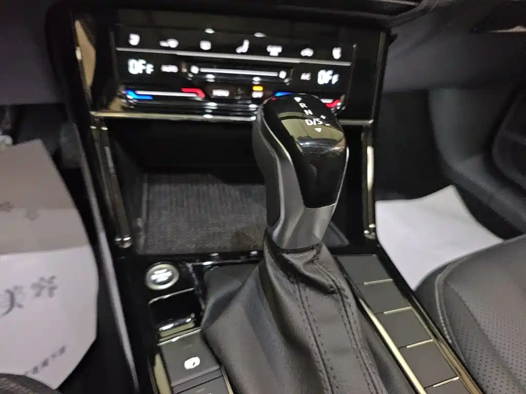 Volkswagen Passat — миниатюра 14