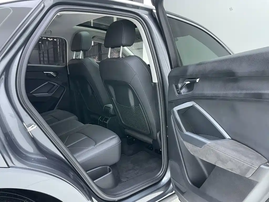 Audi Q3 Sportback — миниатюра 27