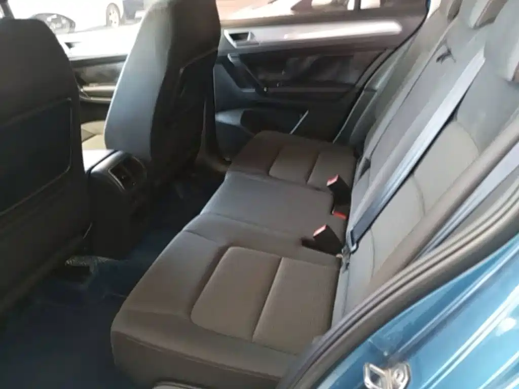 Volkswagen Golf Sportsvan — миниатюра 17