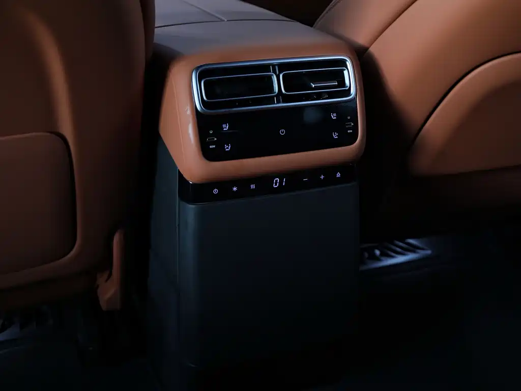 Li Auto Li L7 — миниатюра 14