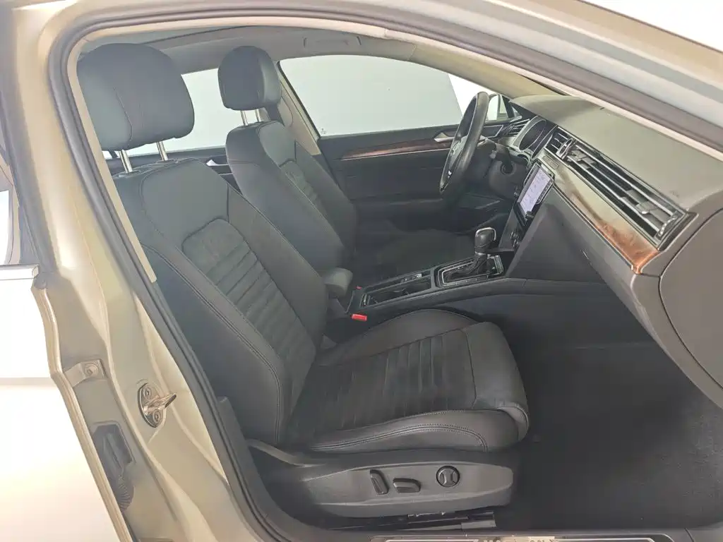 Volkswagen Magotan — миниатюра 8