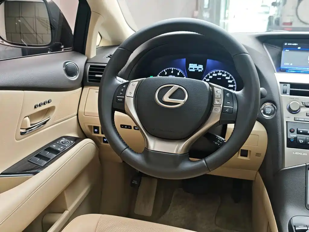 Lexus RX Classic — миниатюра 14