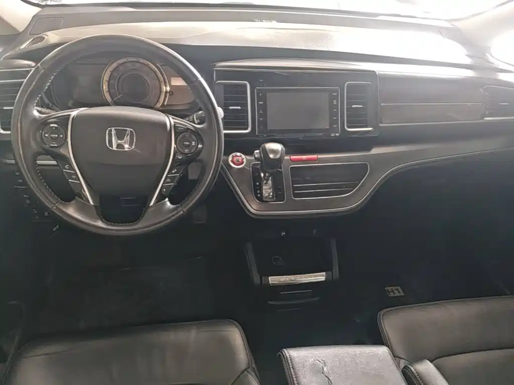 Honda Elysion — миниатюра 10