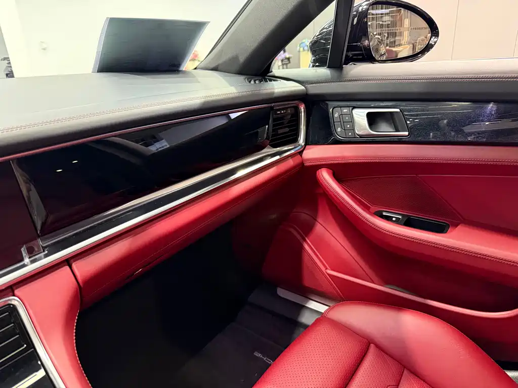 Porsche Panamera — миниатюра 8