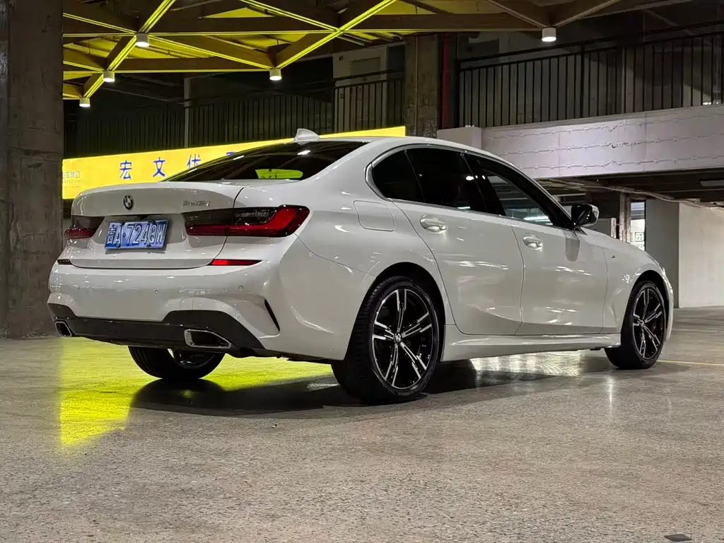 BMW 3 Series — миниатюра 7