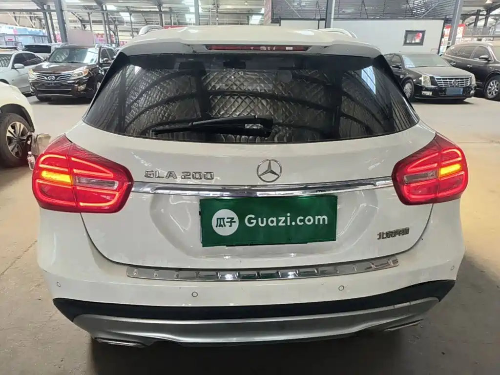 Mercedes-Benz GLA — миниатюра 6