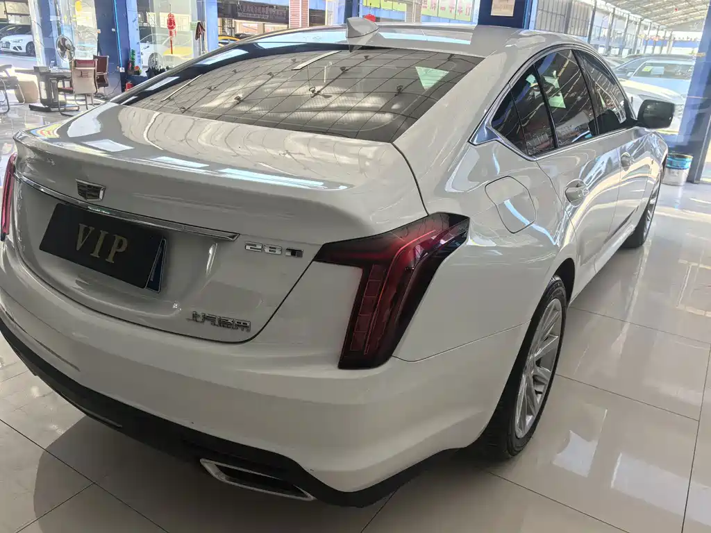 Cadillac CT5 — миниатюра 10