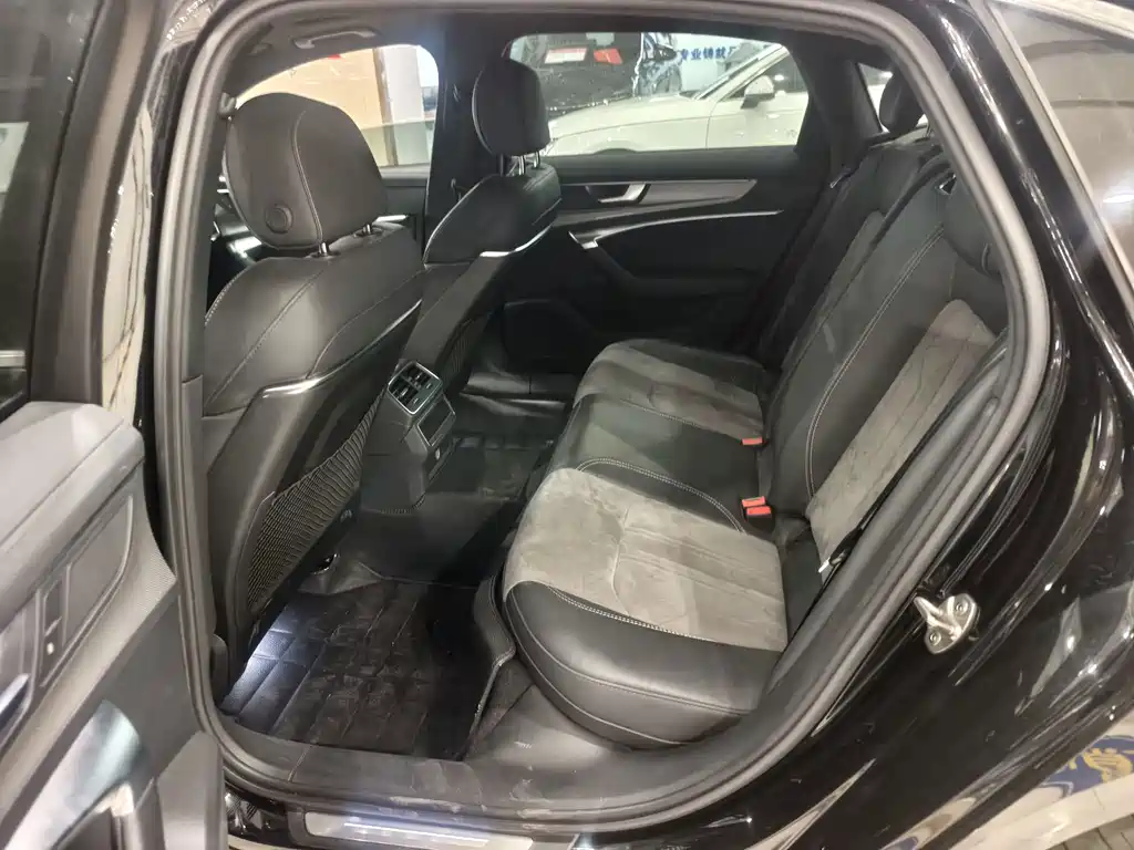 Audi A6L — миниатюра 2