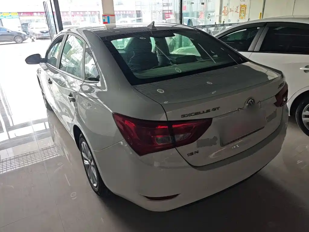 Buick Excelle — миниатюра 5