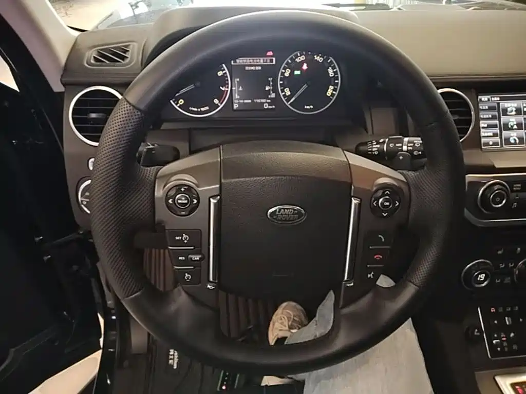 Land Rover Discovery — миниатюра 11