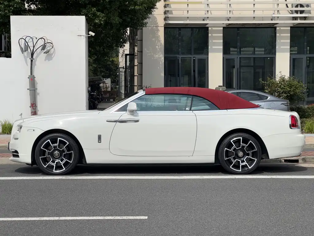 Rolls-Royce Dawn — миниатюра 7