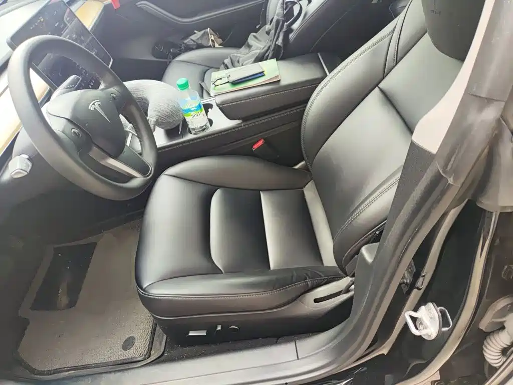 Tesla Model 3 — миниатюра 11