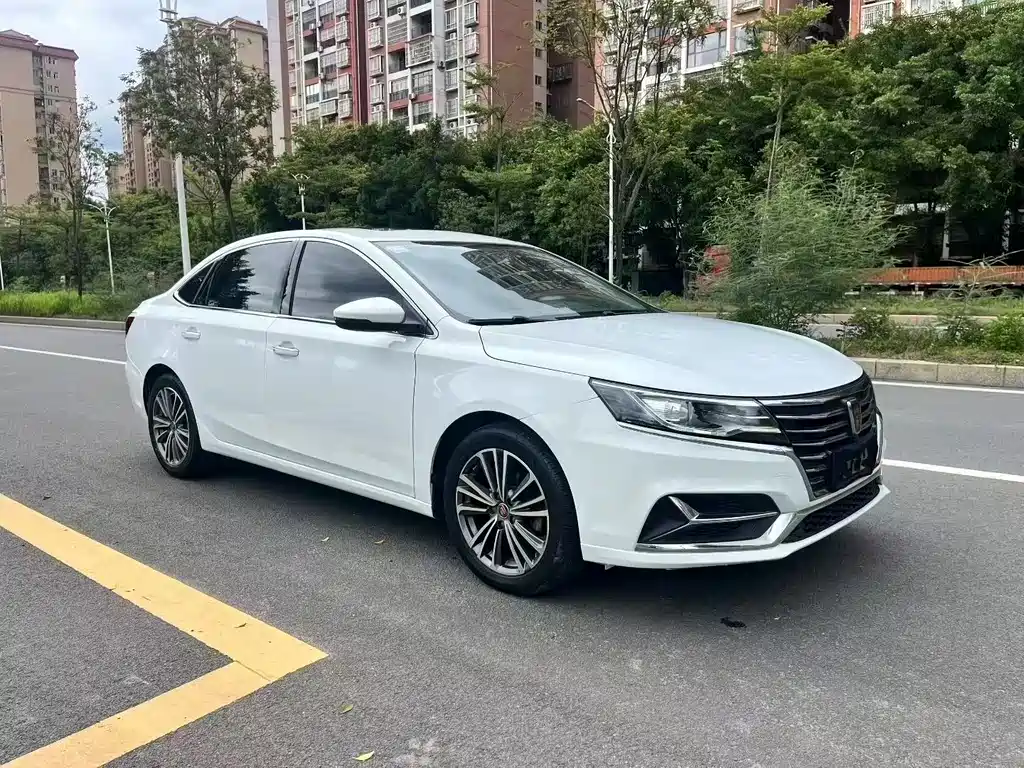 ROEWE  I6