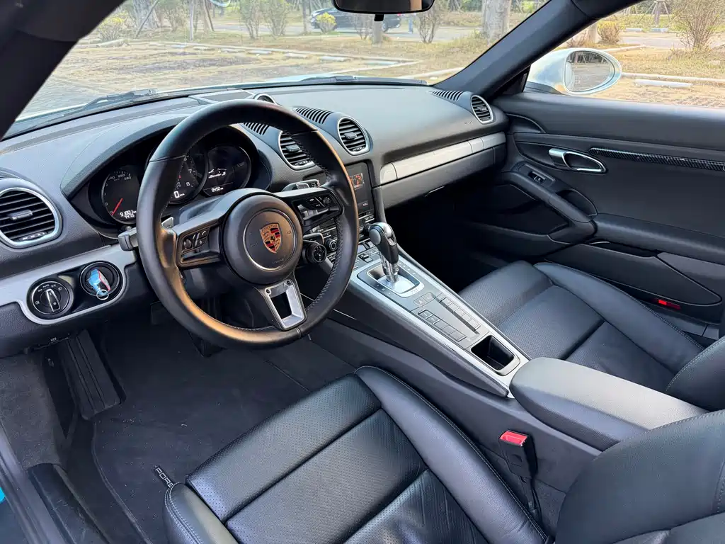 Porsche 718 2016 Cayman 2.0T