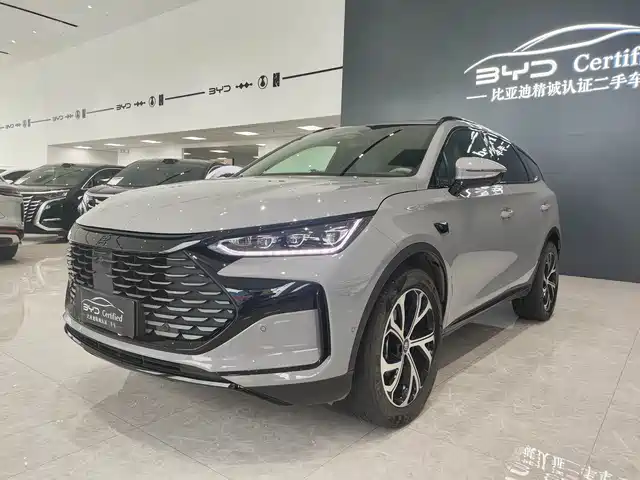 2025 BYD Tang