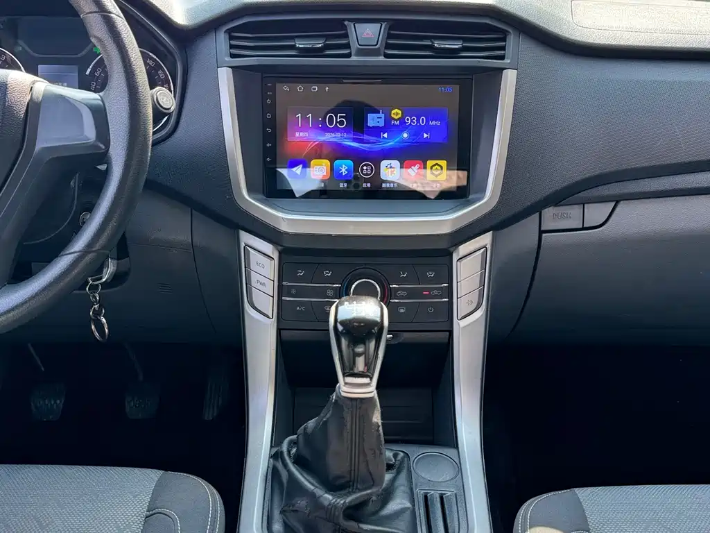 SAIC MAXUS CHASE T60