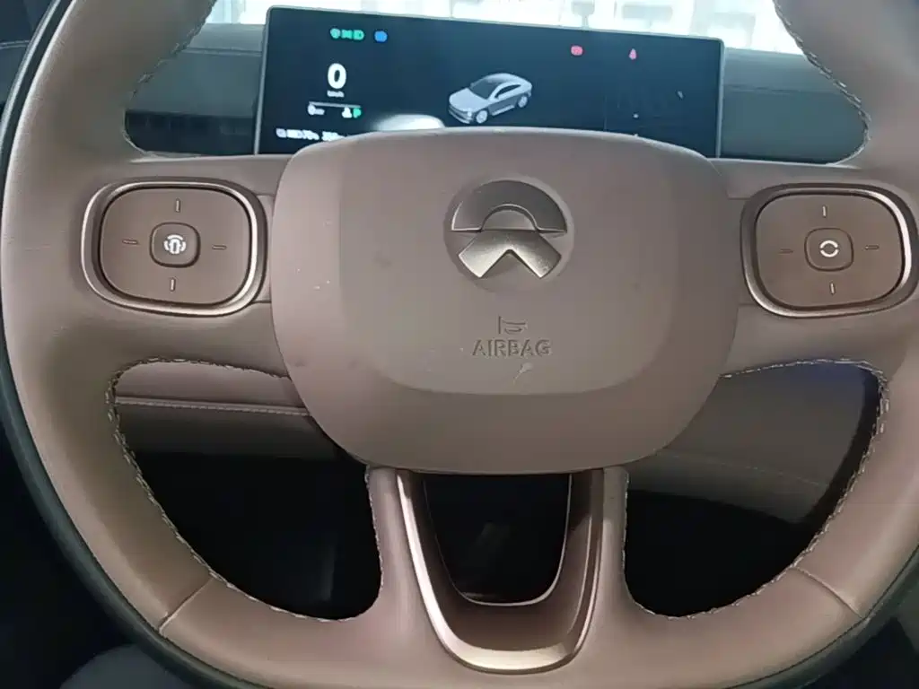 NIO EC6 — миниатюра 11