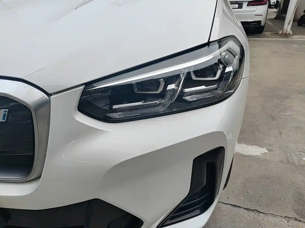 BMW iX3 — миниатюра 24
