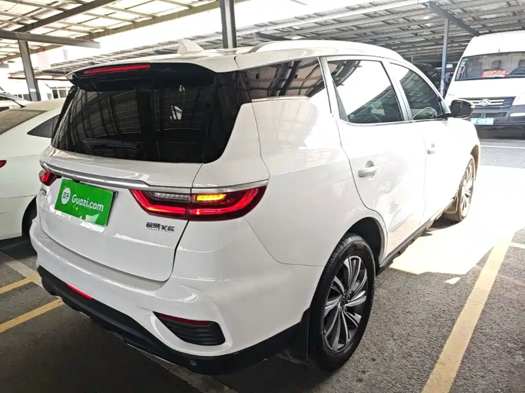 Geely Vision X6 — миниатюра 7