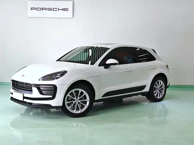 PORSCHE MACAN 2023