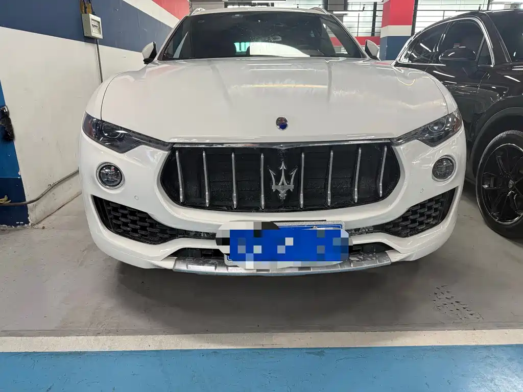 Maserati Levante — миниатюра 2