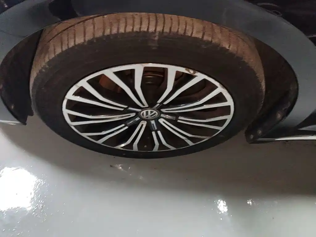 Volkswagen Phideon — миниатюра 23