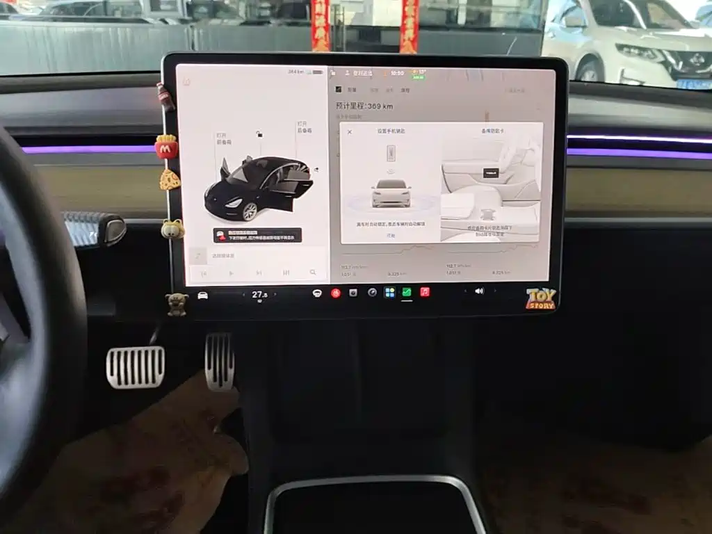 Tesla Model 3 — миниатюра 13