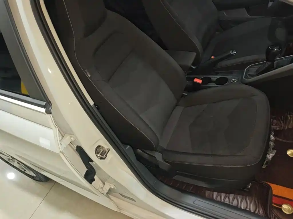 Volkswagen Polo — миниатюра 25